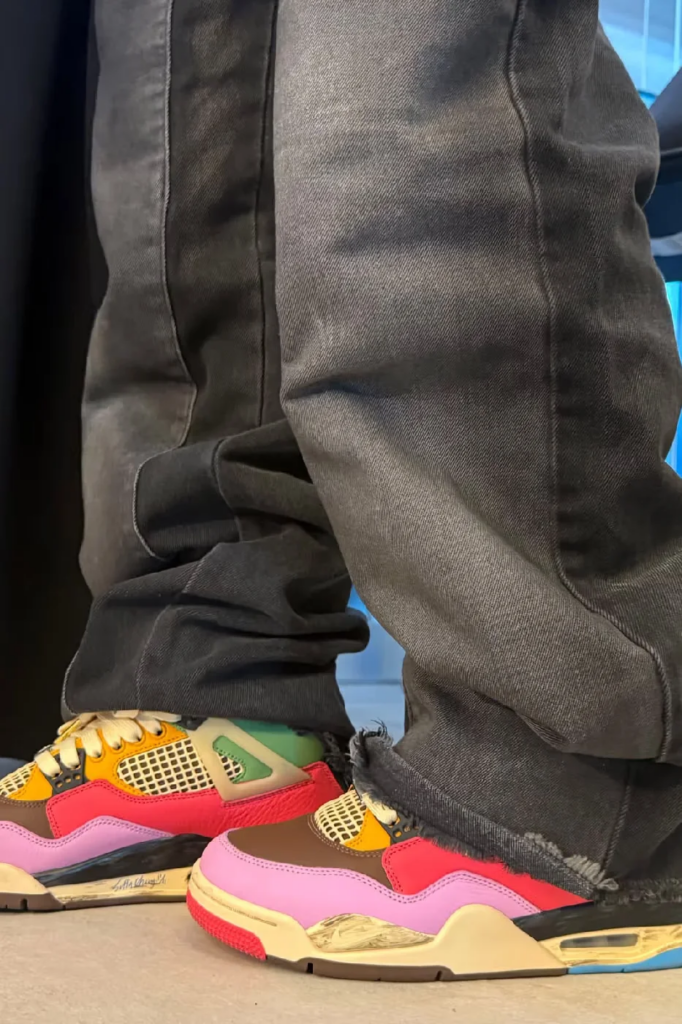 J Balvin y Jordan Brand sorprenden con inédita versión de Air Jordan 4 vista en el Super Bowl LX