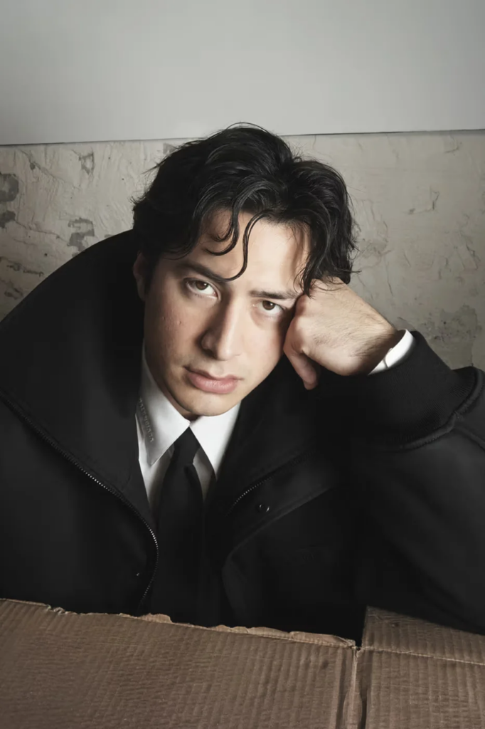 Pierpaolo Piccioli reinventa Balenciaga con la campaña “Heart and Body”