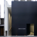 Reapertura de la tienda COMME des GARÇONS en Kyoto: un nuevo capítulo de lujo minimalista
