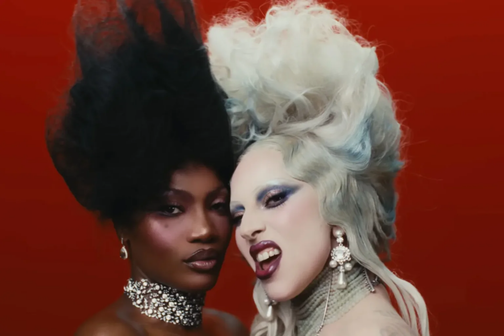 Lady Gaga y Doechii revolucionan la moda con “Runway”, adelanto de The Devil Wears Prada 2