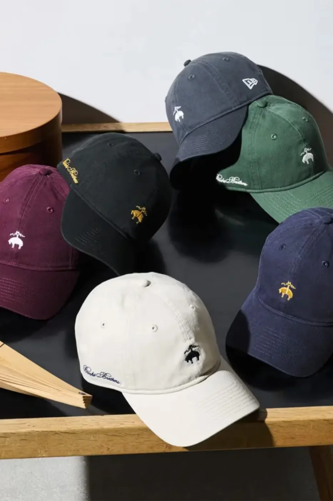 Brooks Brothers y New Era preparan una nueva colaboración para el verano 2026