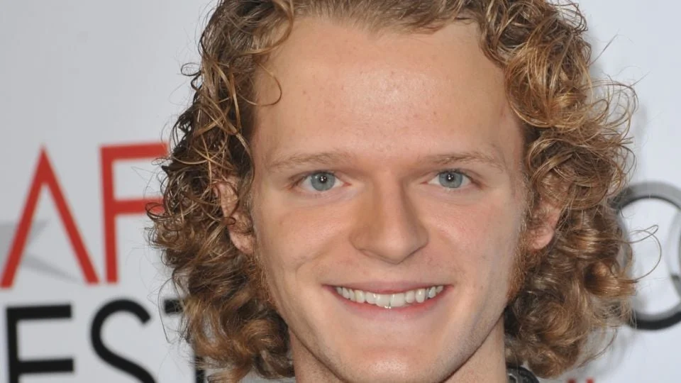 Actor de “How I Met Your Mother” recibe condena de 32 años a cadena perpetua por intento de homicidio